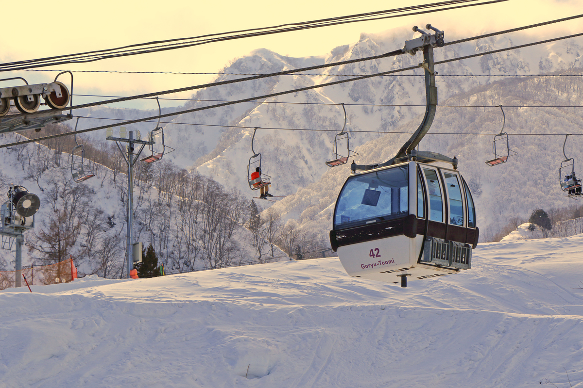 日本HAKUBA VALLEY 白馬47 冬季運動公園雪景與纜車