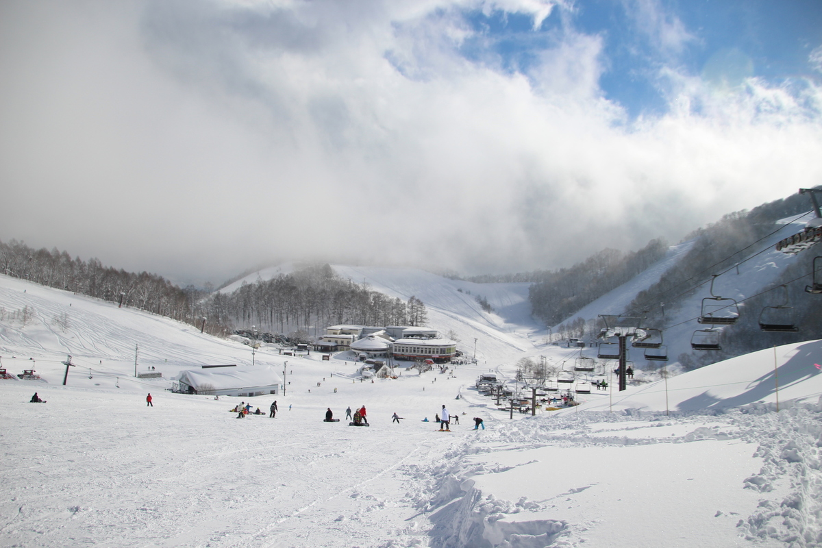 長野縣白馬鹿島槍滑雪場家庭樂園